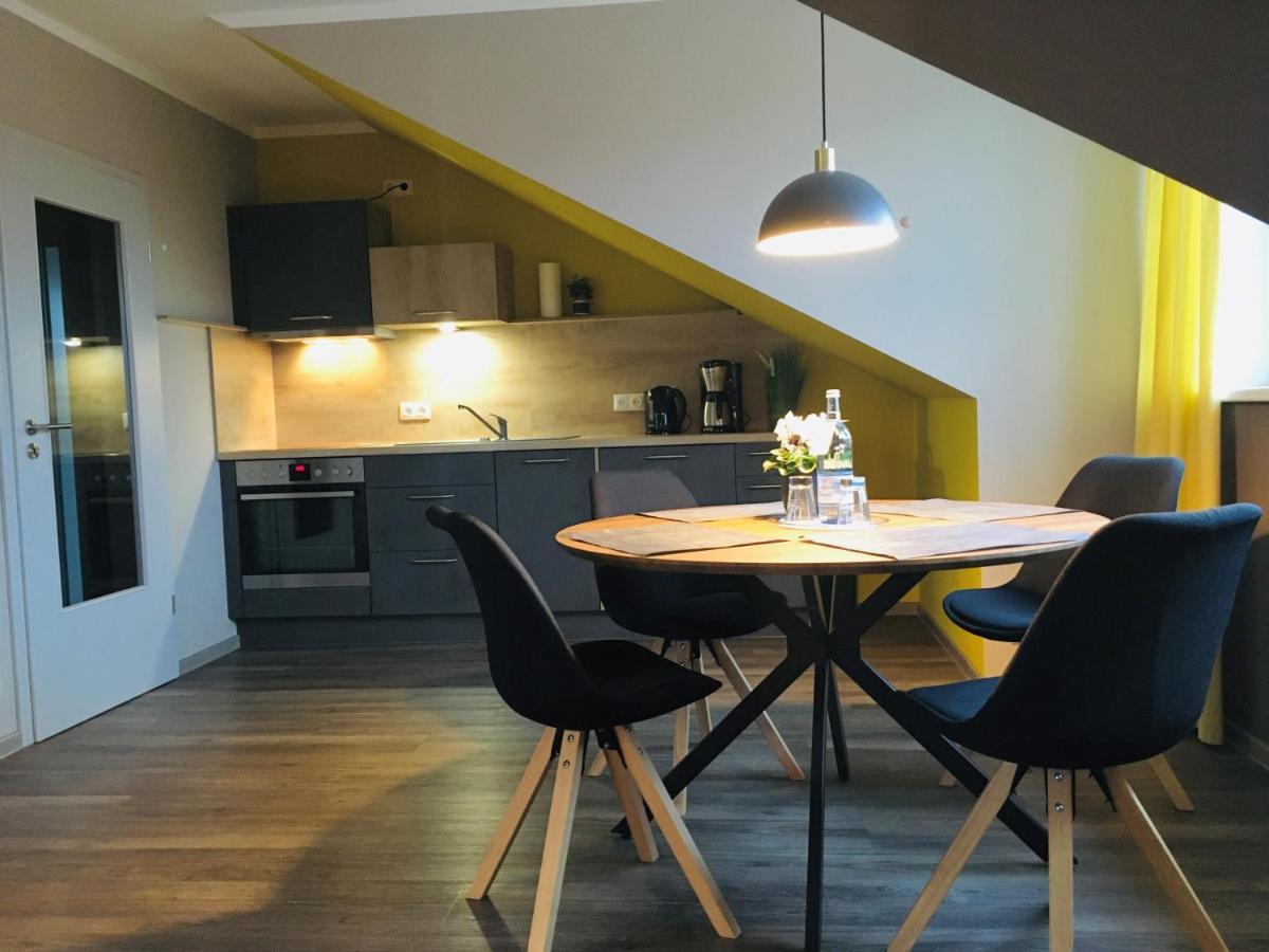 Pension Seecafe Zarrentin am Schaalsee Екстер'єр фото