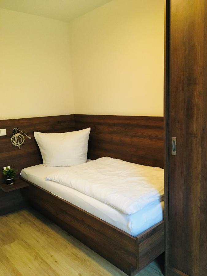 Pension Seecafe Zarrentin am Schaalsee Екстер'єр фото