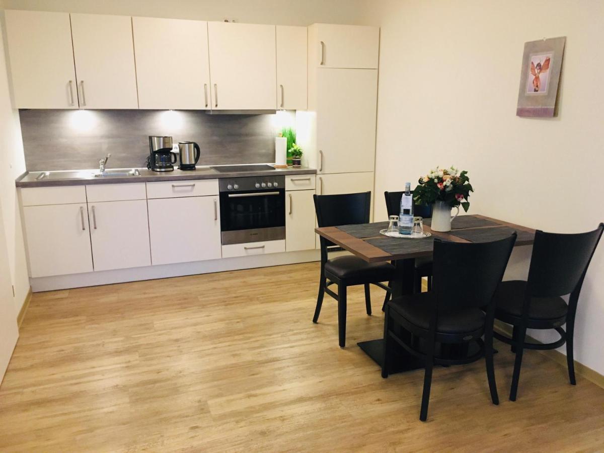 Pension Seecafe Zarrentin am Schaalsee Екстер'єр фото